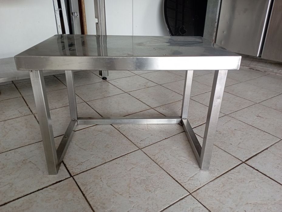 Bancada em inox  para restauração