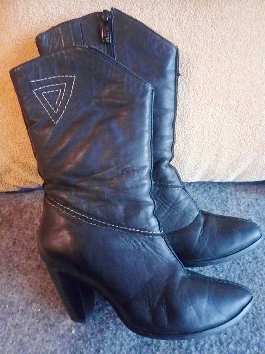 шкіряні жіночі чобітки