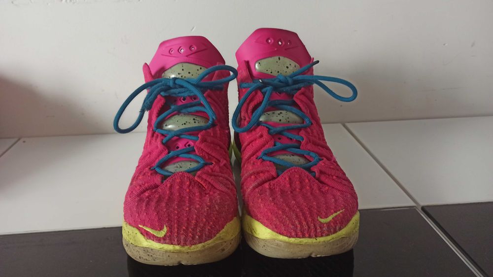 Buty Nike Lebron 18 "LA By Night" rozmiar 42