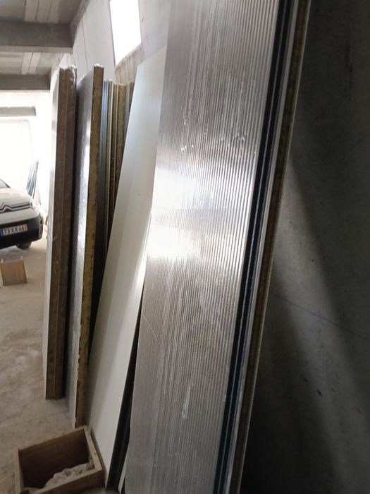 Painel sanduíche fachada