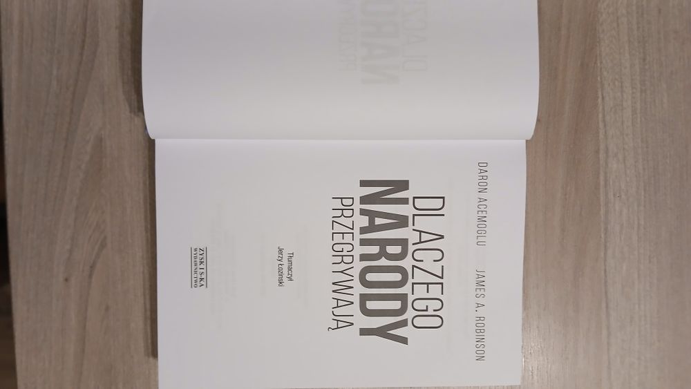 Dlaczego Narody Przegrywają- Acemoglu, Robinson