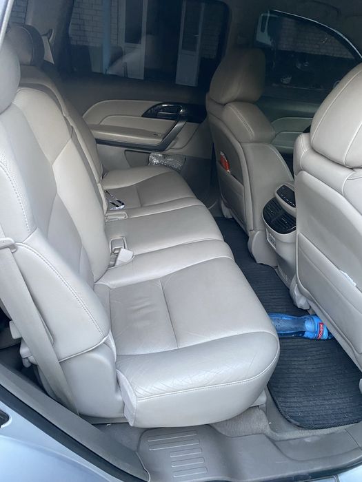 Продам власный автомобиль Акура МДХ 2007 года с оригинальным пробегом