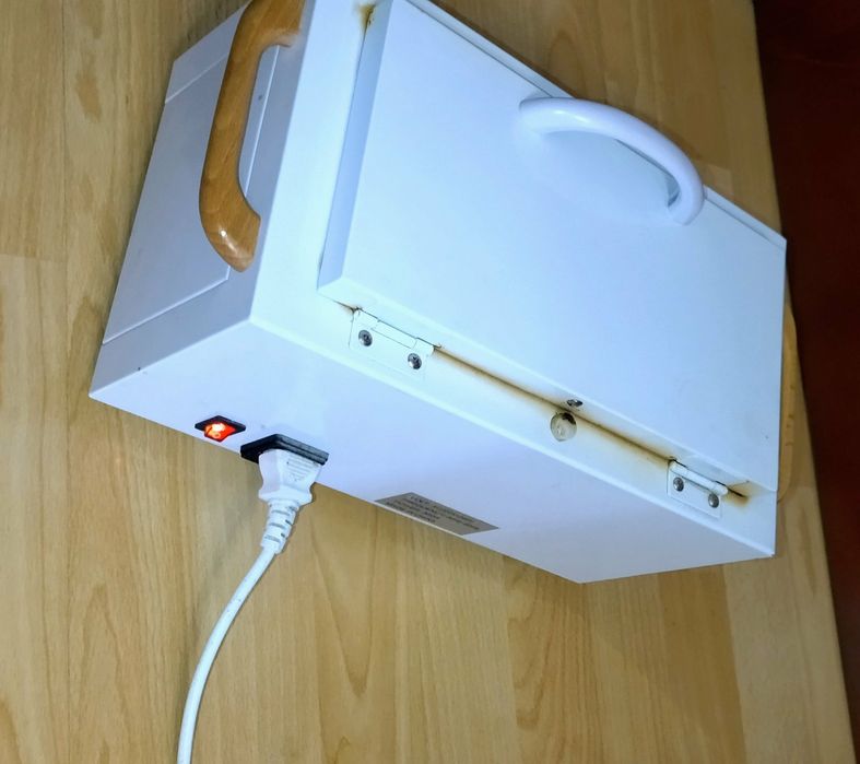 Стерилизатор кварцевый. Biomak. Стерилизатор Сухожаровый шкаф.