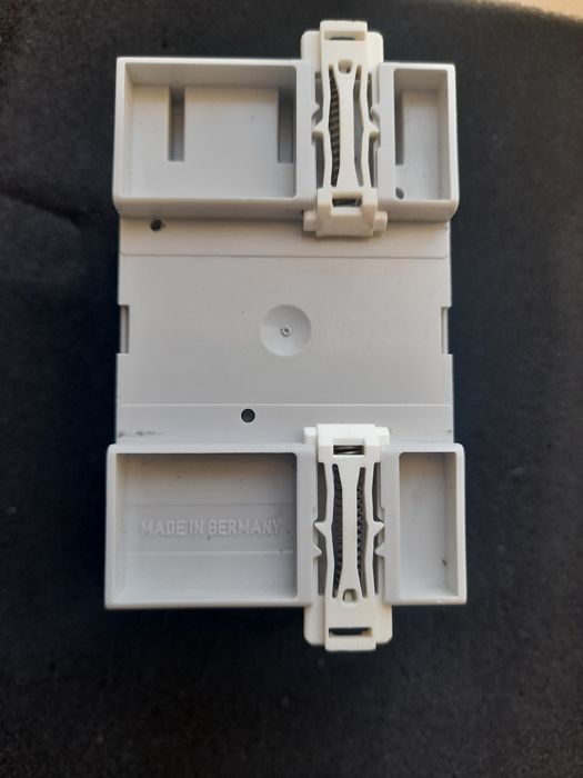 Таймер добовий Legrand 03752 ( 16А - 250В )