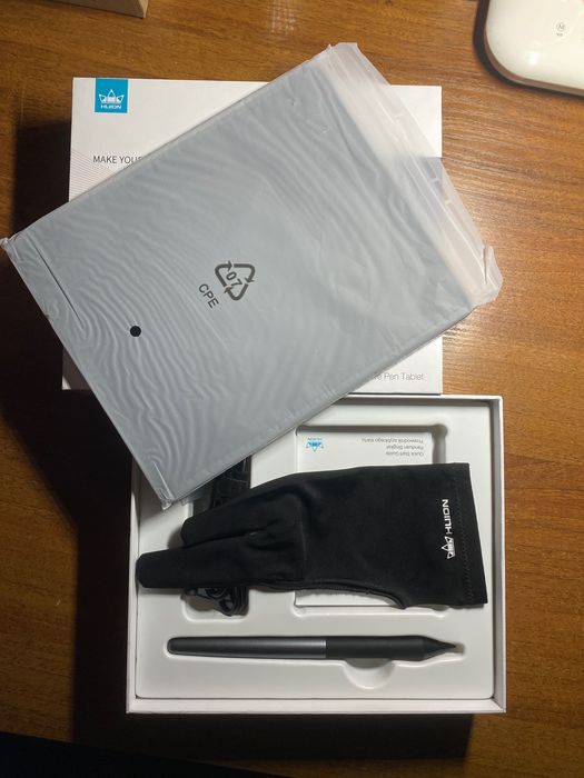 Графічний планшет huion HS64 новий