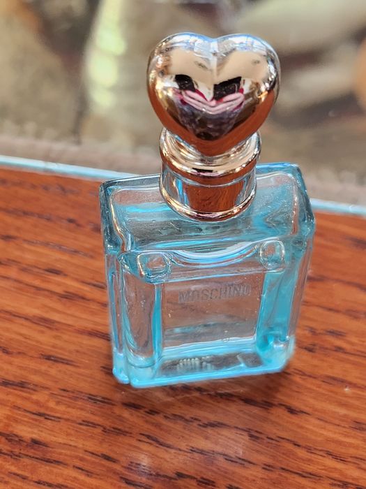 Miniaturka kolekcjonerska Moschino