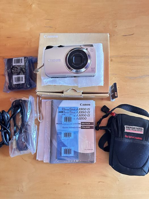 Canon PowerShot A3300 IS