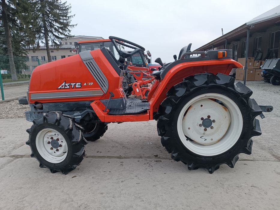 Японський мінітрактор.Трактор Кубота.