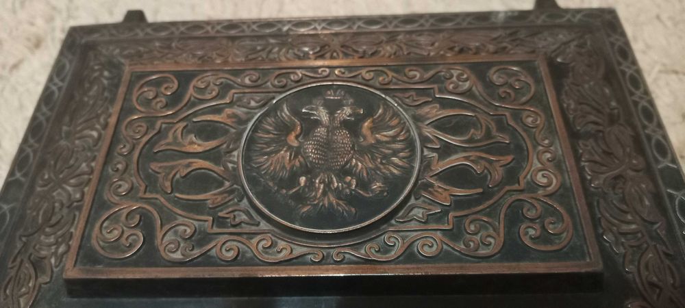 Шкатулка медь и латунь кованная сундук распад СССР с гербом