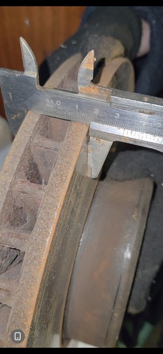 Тормозні диски з колодками BMW e60 e61 535d передні 35мм