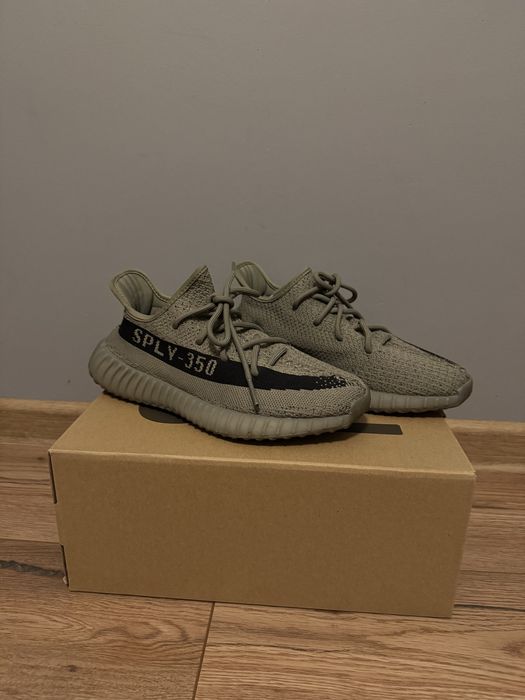 Yeezy boost 350 V2