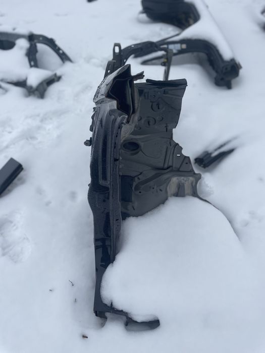 Ланжерон передний левий четверть передняя Toyota Rav4 Rav 4 2013-2018