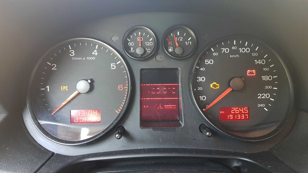 Wymiana wyświetlacza FIS MFA LCD Audi VW Seat Skoda