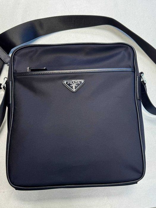 Чоловіча сумочка Prada, Оригінал