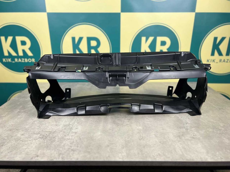 Повітряний дефлектор (центральни/верх) Bmw 3 f30/  f31 ( 51747255413 )