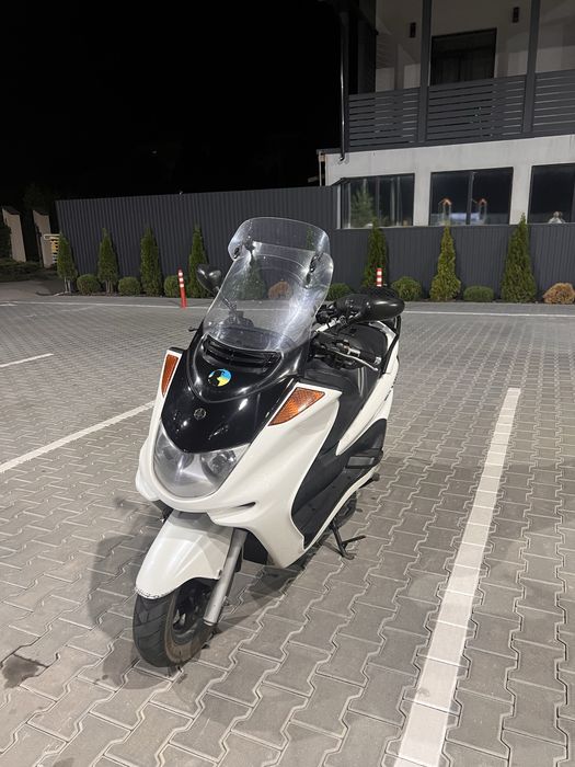 Yamaxa Majesty 250 махі скутер