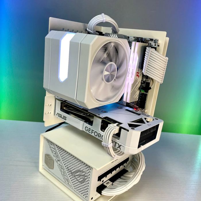 Obudowa  mini-ITX Gorilla Custom
