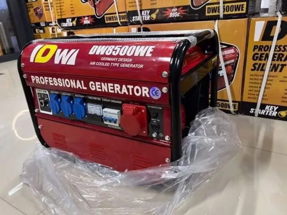 В НАЛИЧИИ, РАСПРОДАЖА солнечные панели батареи новые,комплектующие СЭС