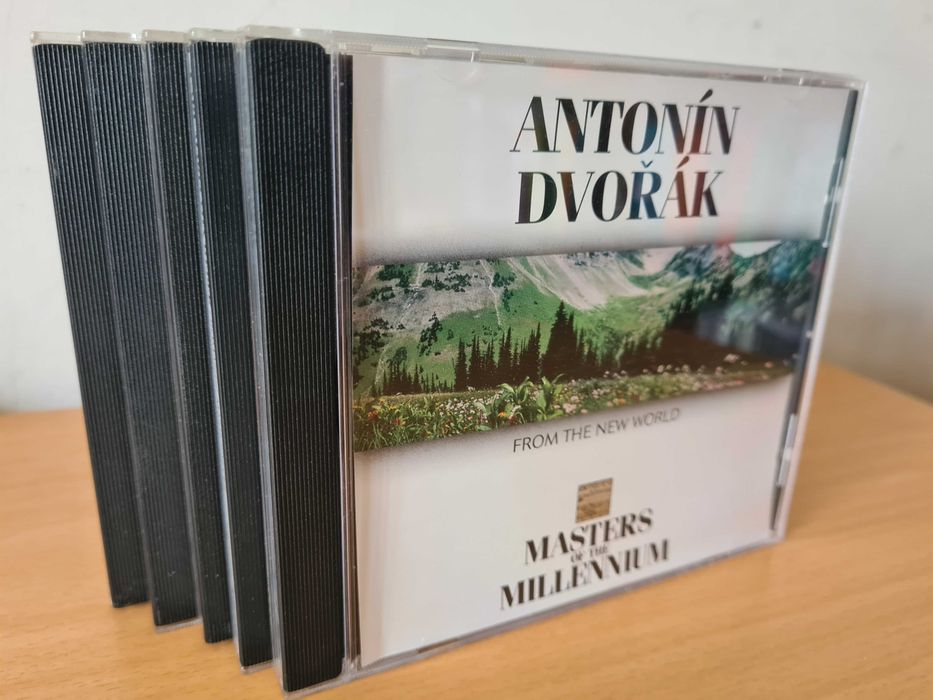 5 CDs audio de música clássica da coleção "Masters of the Millennium"
