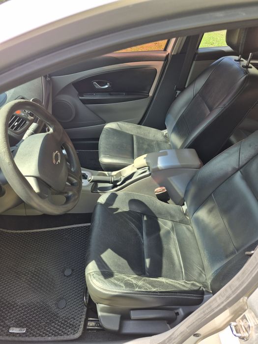 Renault Samsung sm3 (FLUENCE)