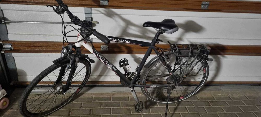 Rower trekkingowy preload