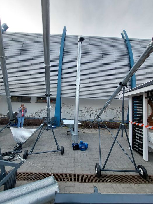 Podajnik pionowy do silosu/ żmijka z dopychaczem do zboża/ rozdzielacz
