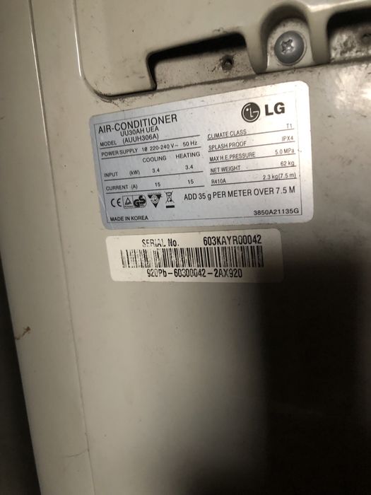 Klimatyzator podsufitowy z funkcją grzania 8 kW