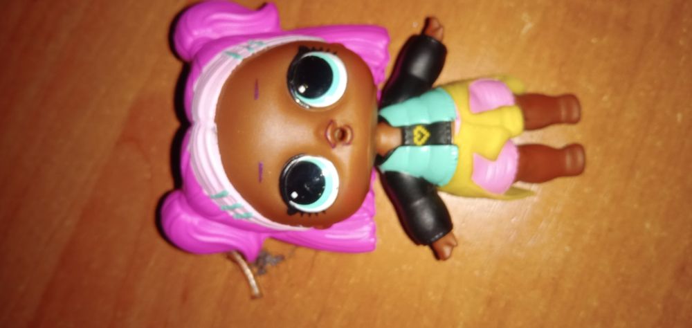 Іграшка 0)Лол жива красива і здорова