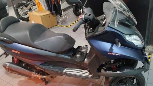 Piaggio MP3 500 LT, 2020, Acidentada, poucos KMS, ótimo negócio para reparação particular.