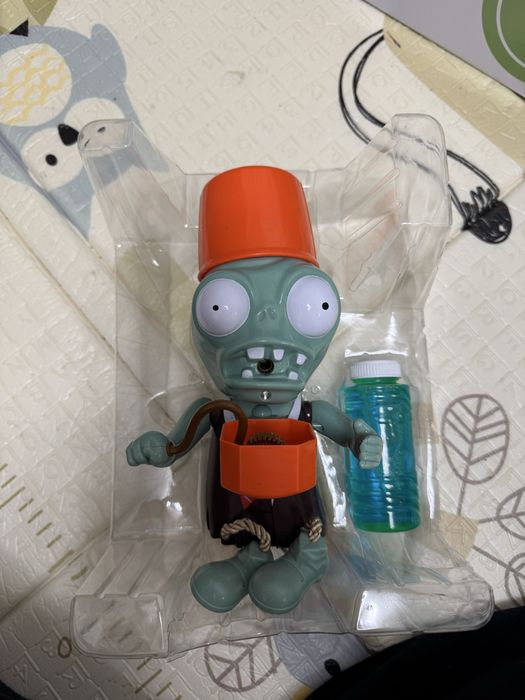 Іграшка що пускає мильні бульки