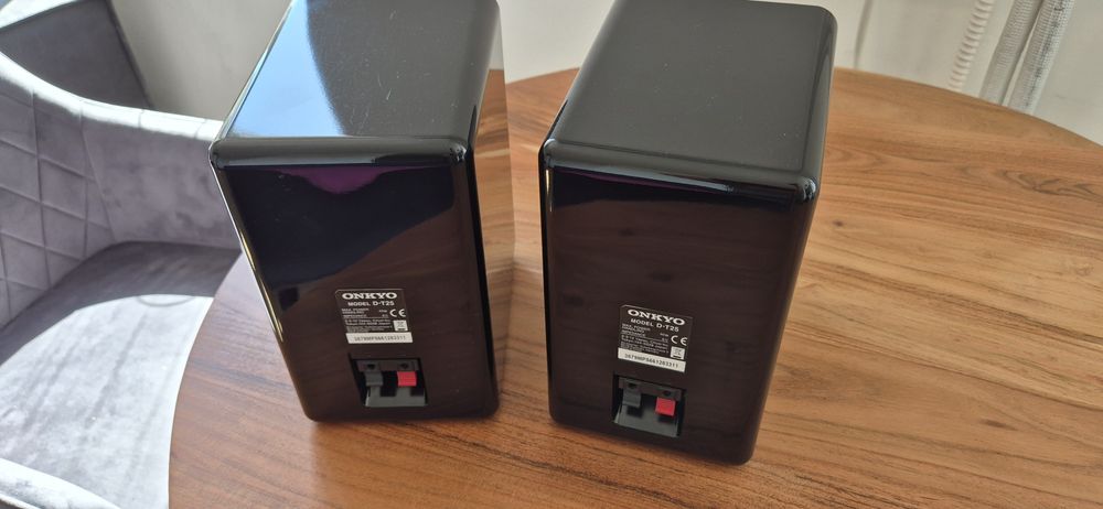Głośniki Onkyo D-T25 40w do miniwieży
