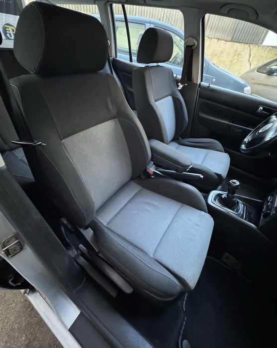 VW Golf IV Variant  -    112Milkm Nacional