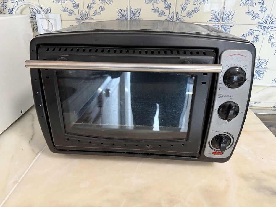 Mini forno eletrico