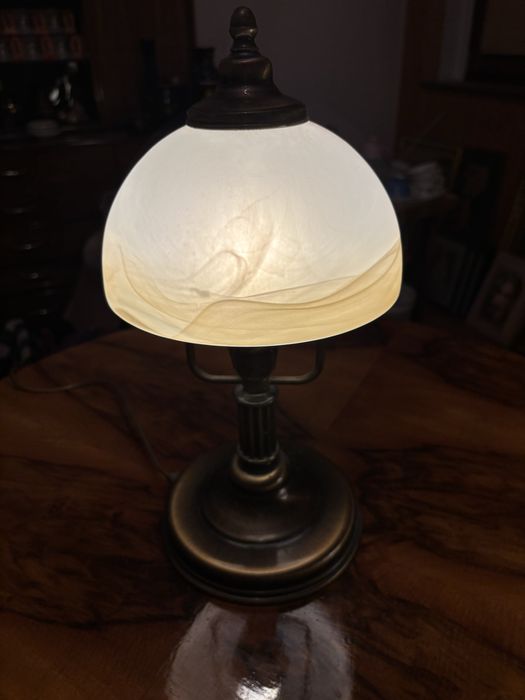 mała lampka w stylu vintage