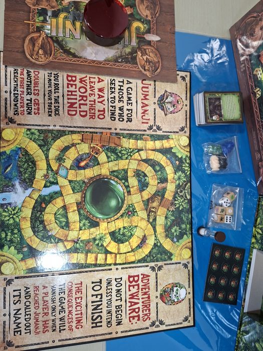 Jumanji: Jogo de Tabuleiro Aventuras para famílias crianças +8 anos