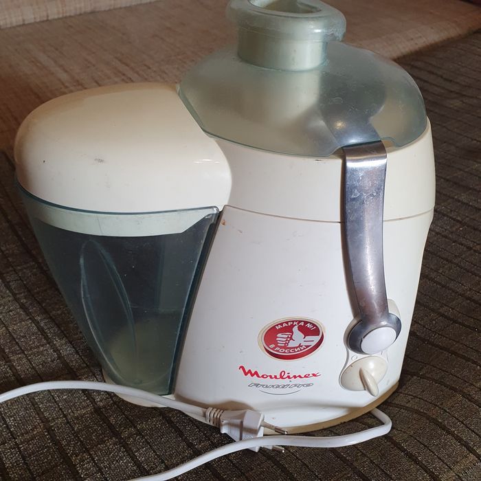Соковижималка Moulinex Frutti Pro