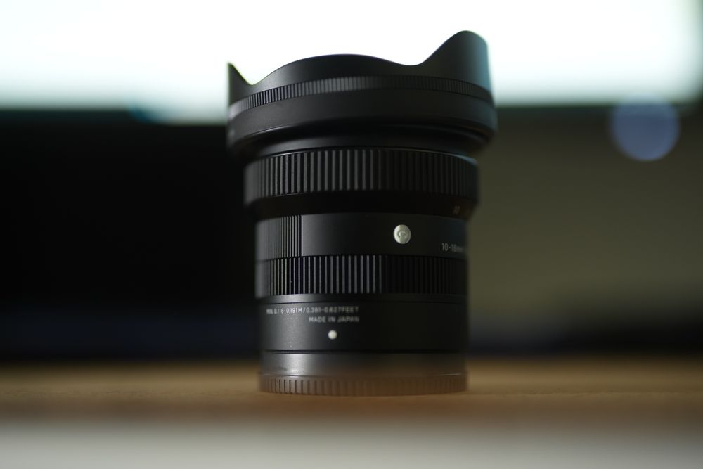 Sigma 10-18 2.8 DC DN Sony E (como nova)