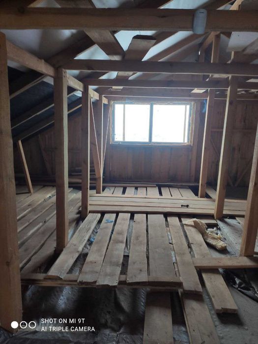 Продаж будинку зі зрубу на 6 сотках. Від власника