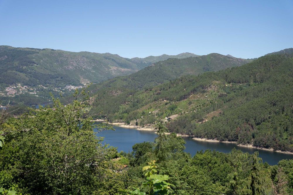 Cantinho da pedra Gerês ,,turismo Rural ,piscina , paisagens de sonho