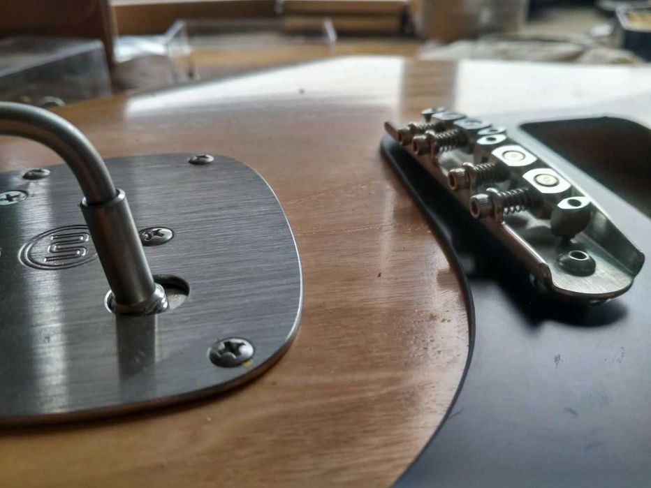 Giatara elektryczna SKG Jazzmaster