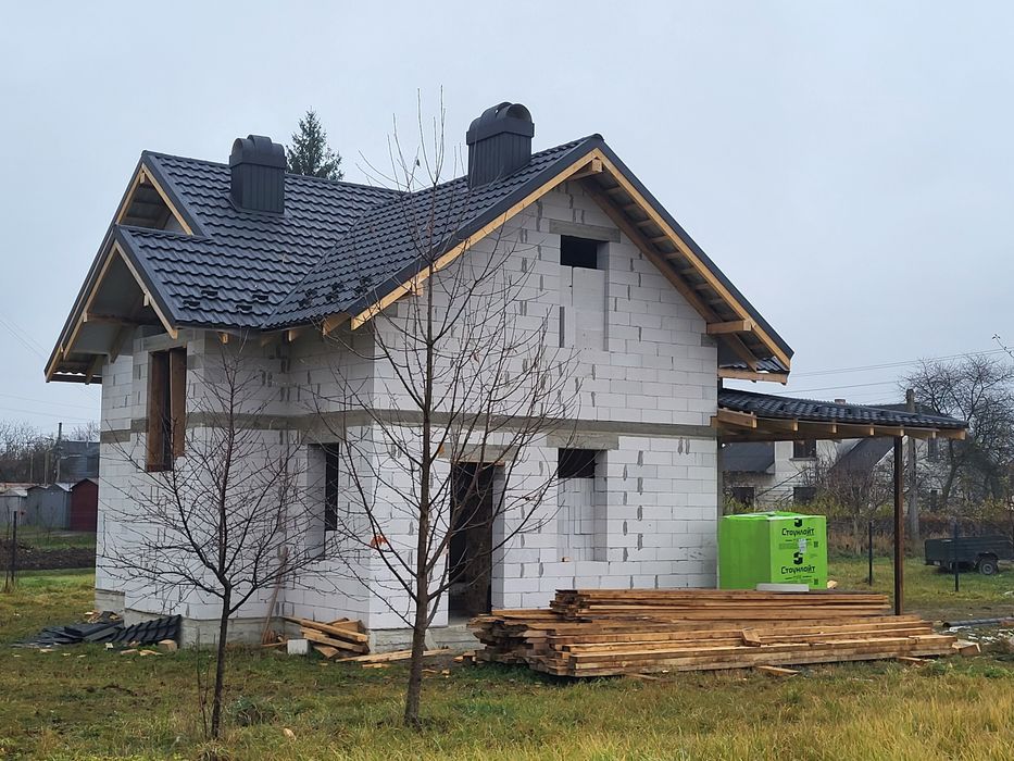 Виконуємо покрівельні роботи!