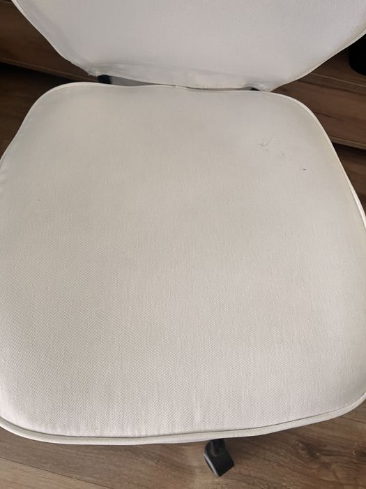 IKEA LILLHÖJDEN Krzesło obrotowe do biurka  białe