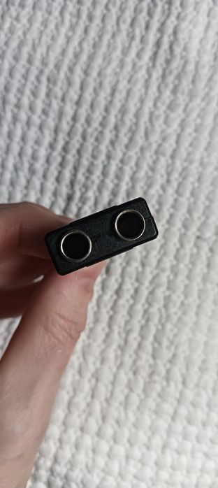 Conjunto de conectores, Entradas e Saídas de Audio