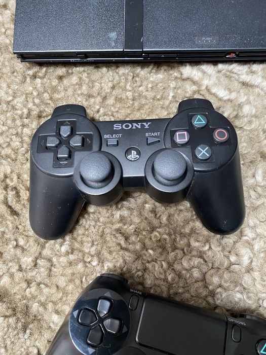 Sony ps2 dualshock 3, dualshock 4