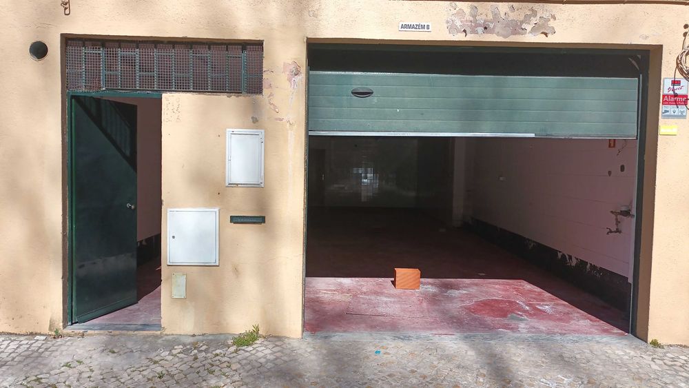 Armazém Arrenda- se