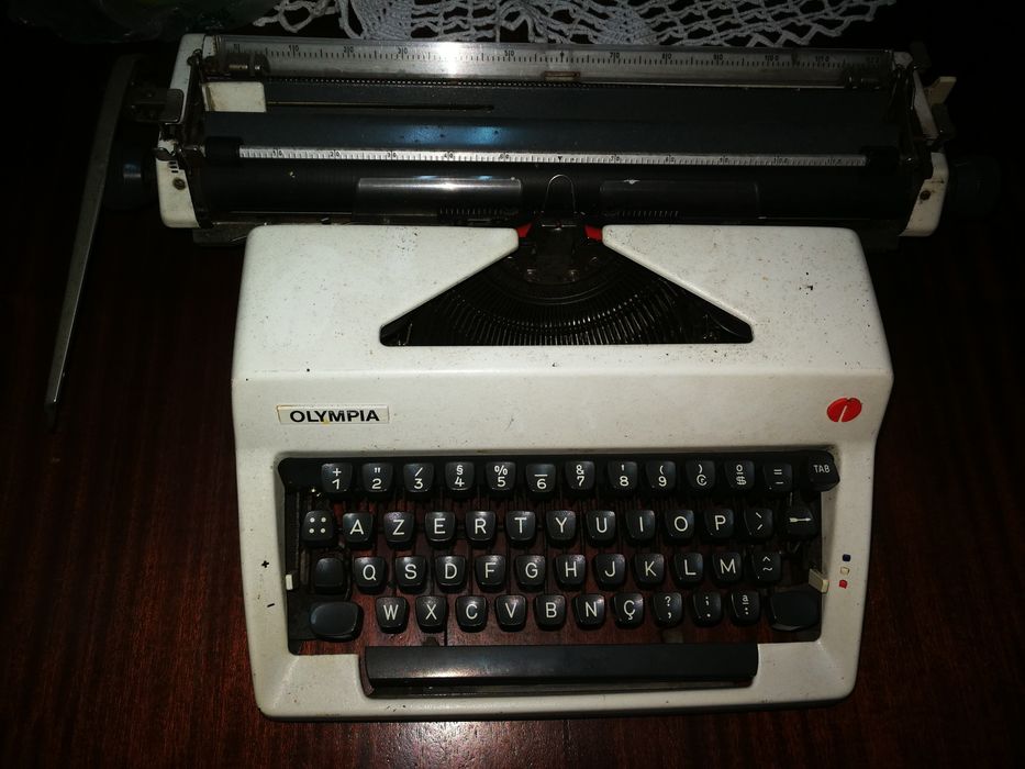 Máquina escrever Olímpia