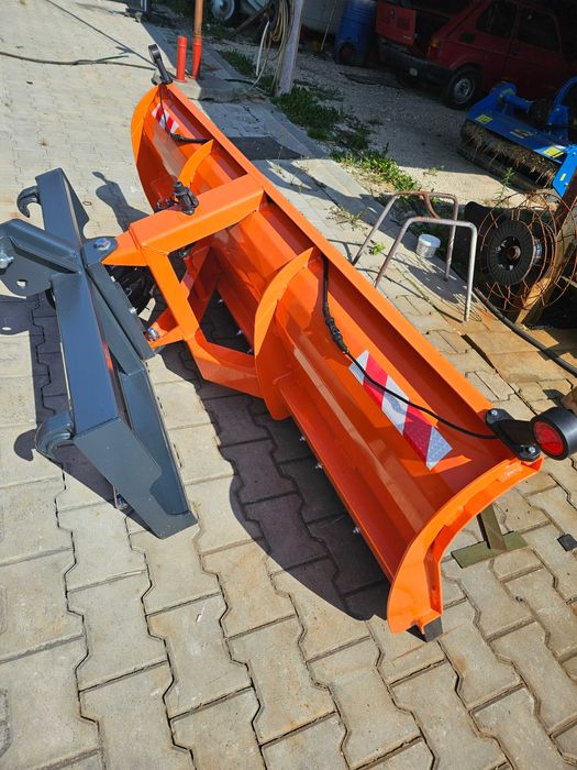 PŁUG do śniegu do tura / tuza 2w1 euro/tuz spych odśnieżny NOWE!!