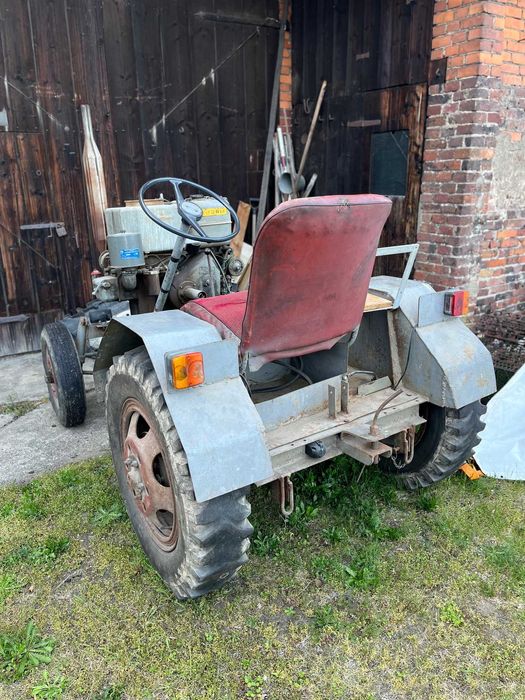 Traktorek Esiok Sam S15