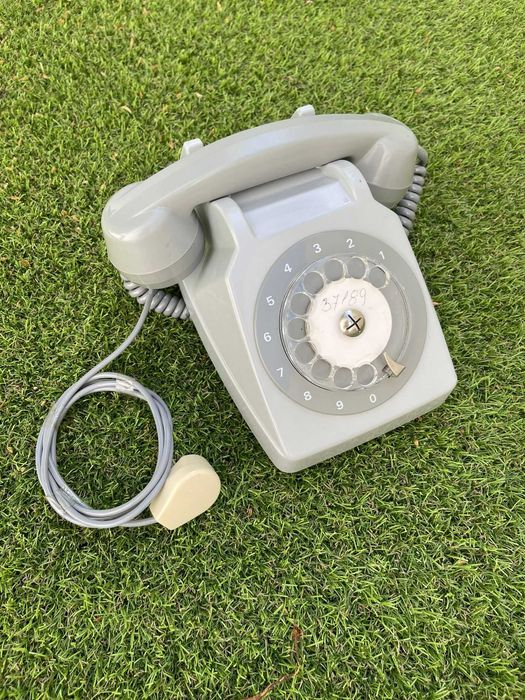 Telefone antigo analógico