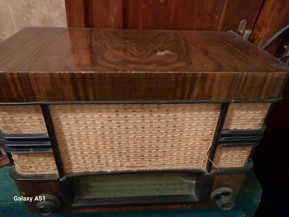 Радiоприймач   Latvia , Днiпро -52